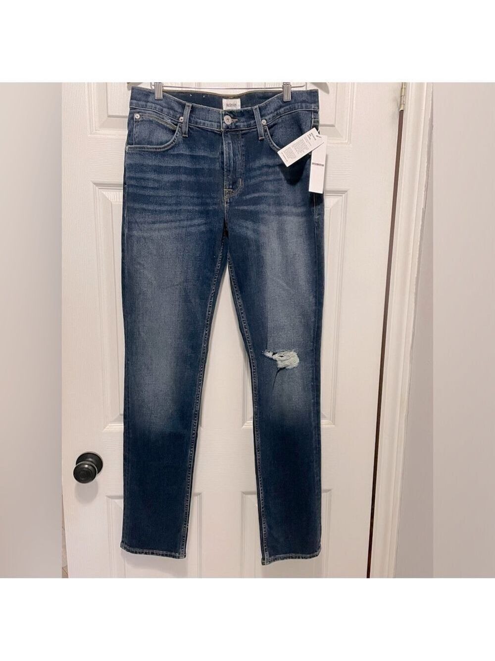 NWT Hudson Jeans BLAKE Slim Straight Distressed Zip Fly size 33 NEW